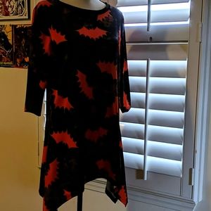 Bat pattern side point maxi dress 1/2 sleeve